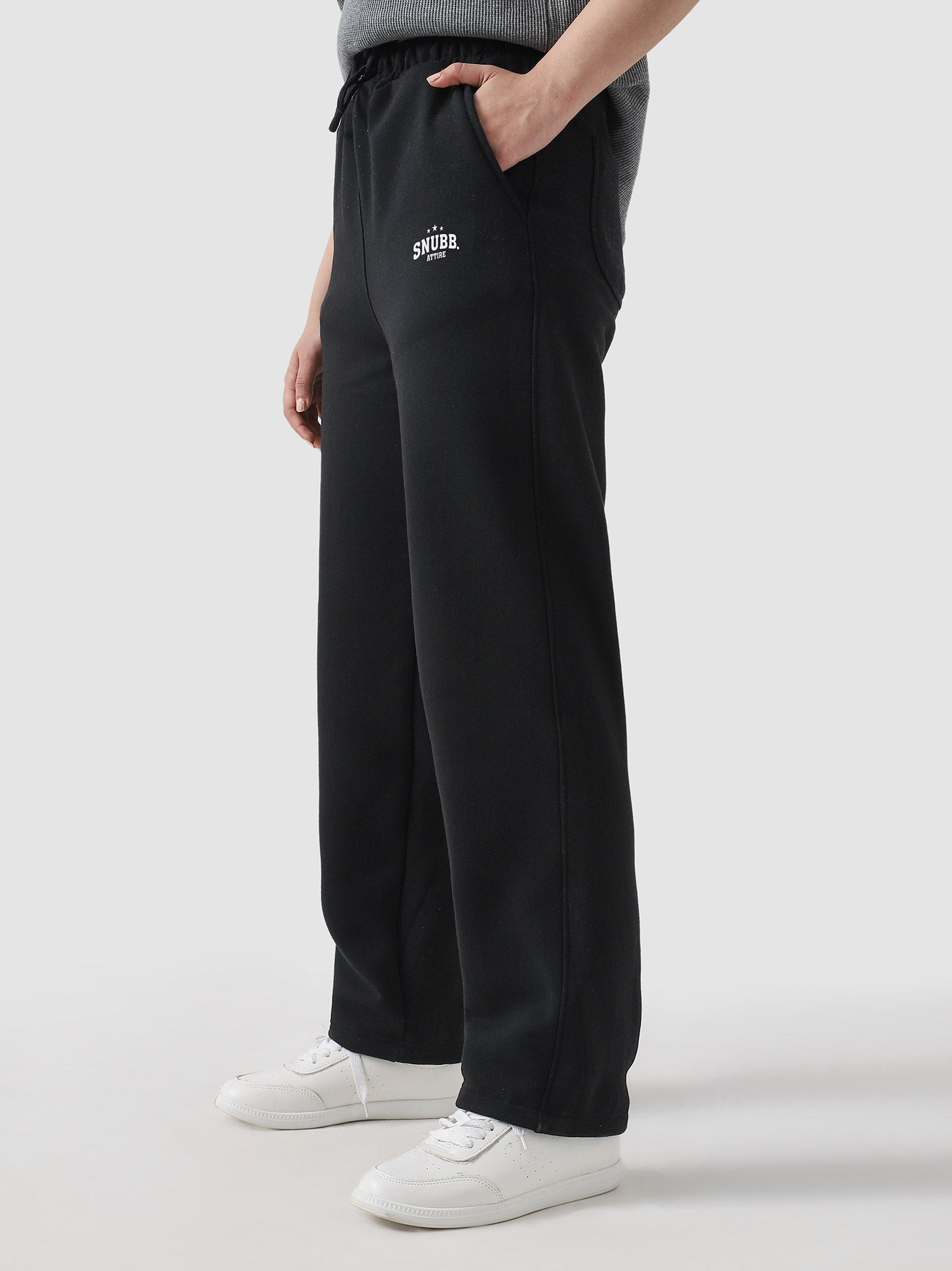 Black - Straight Fit Trouser